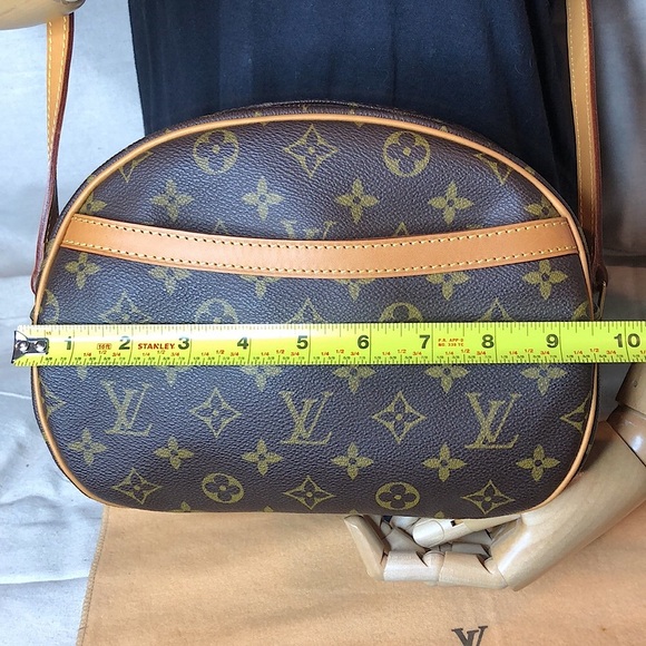 LOUIS VUITTON Monogram Blois Crossbody Shoulder Bag WITH: LV Dust Bag COA - Picture 15 of 17